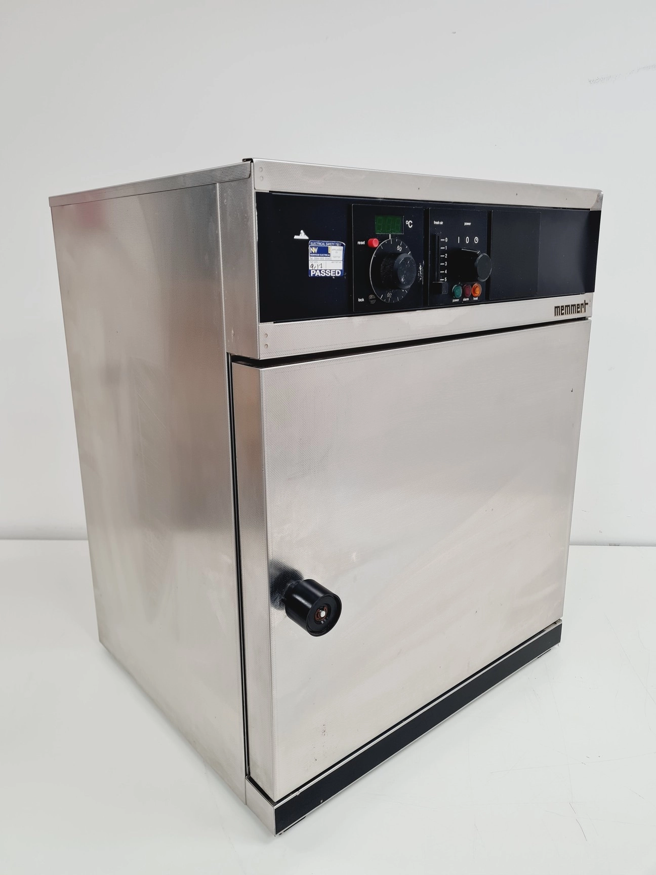 Memmert BM400 Oven Lab