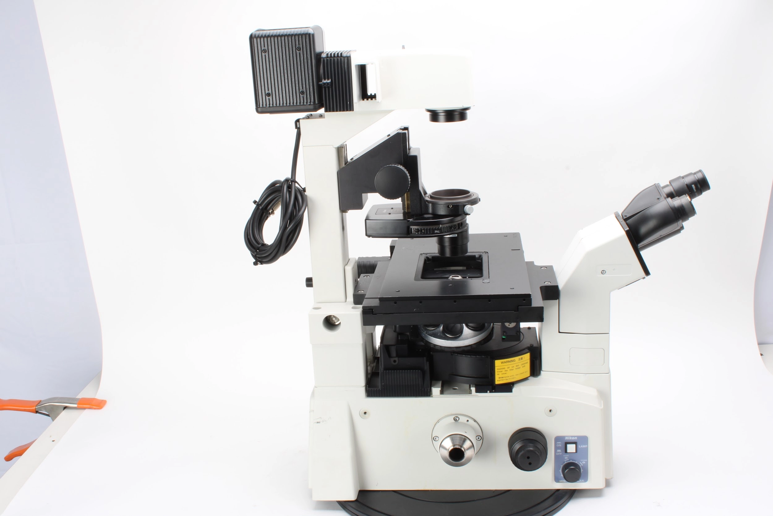 Nikon Eclipse TE2000-S Inverted Research Microscope With Accessories