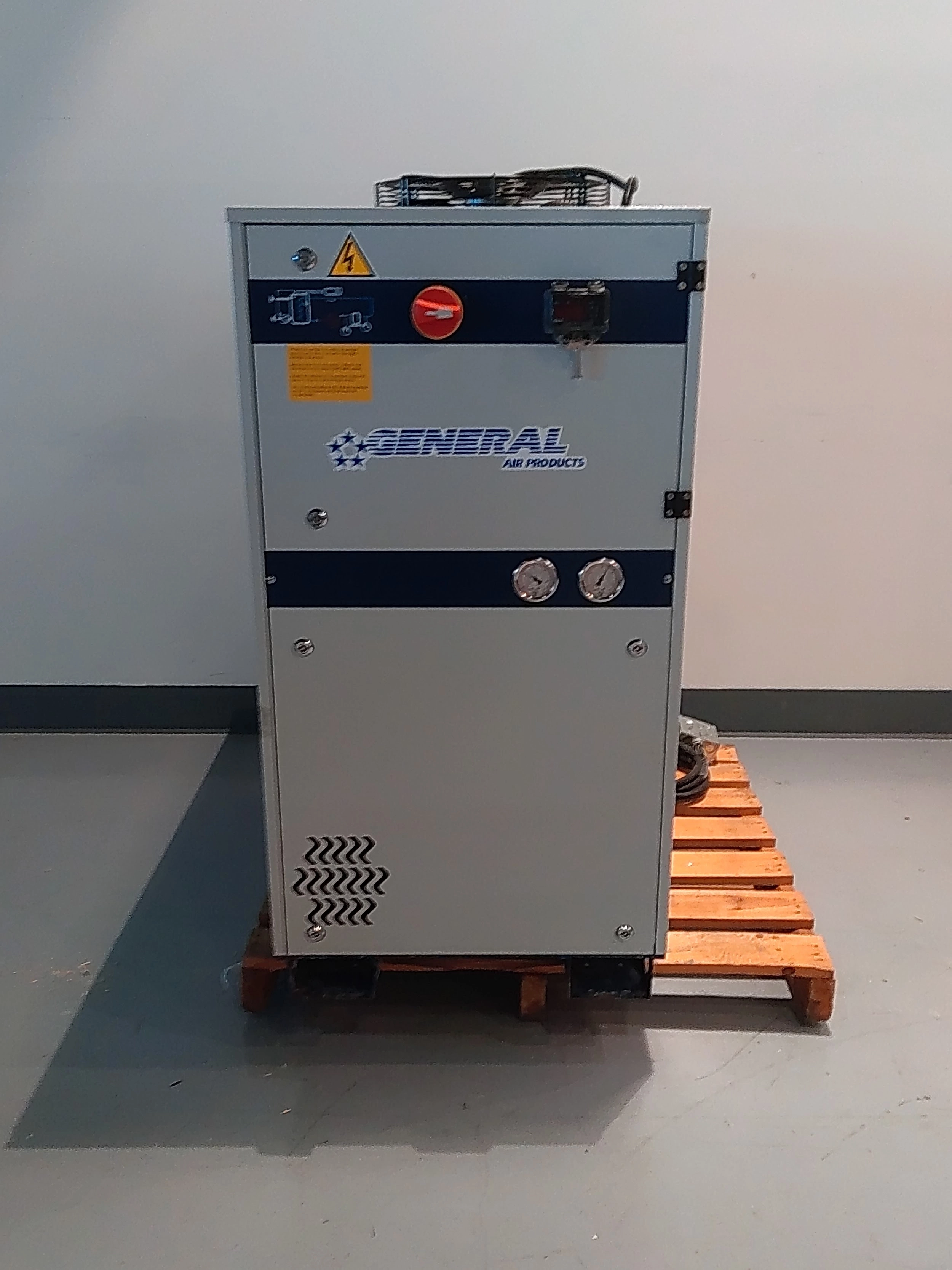 General Air Products ACCPS031-4B Air-Cooled Liquid Chiller - Fair Condition