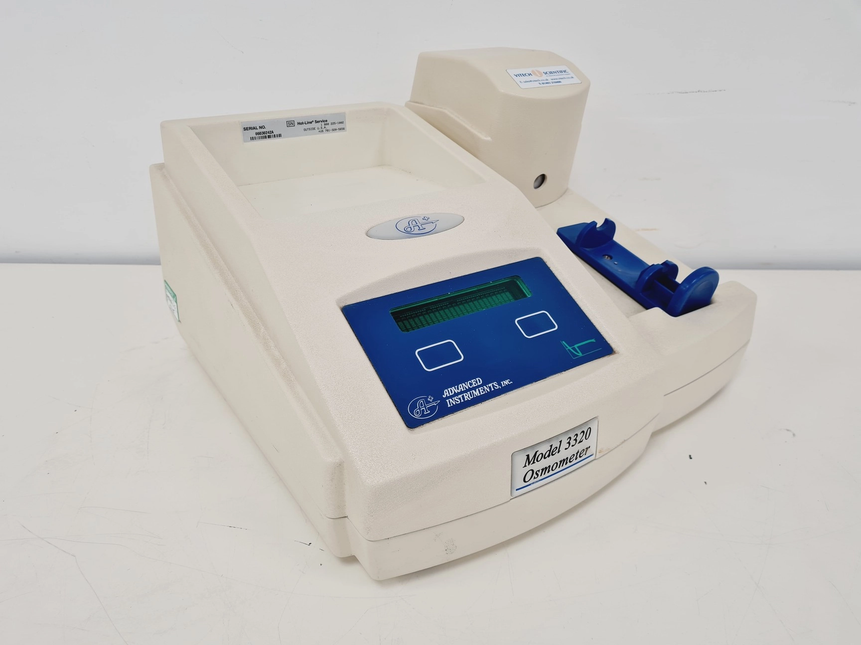 Advanced Instruments Model 3320 Osmometer Lab