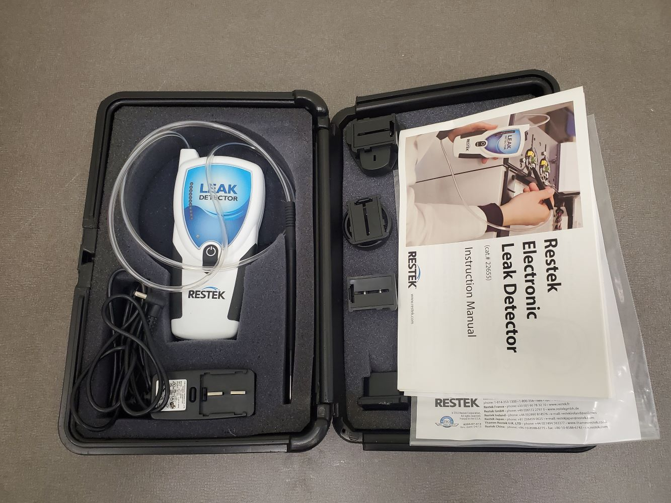 Restek 22655 Electronic Leak Detector