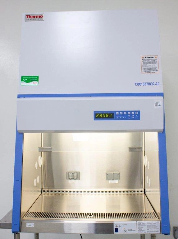 Thermo Scientific 1300 Series Class II, Type A2 Biological Safety Cabinet Model 1323 - 3374639