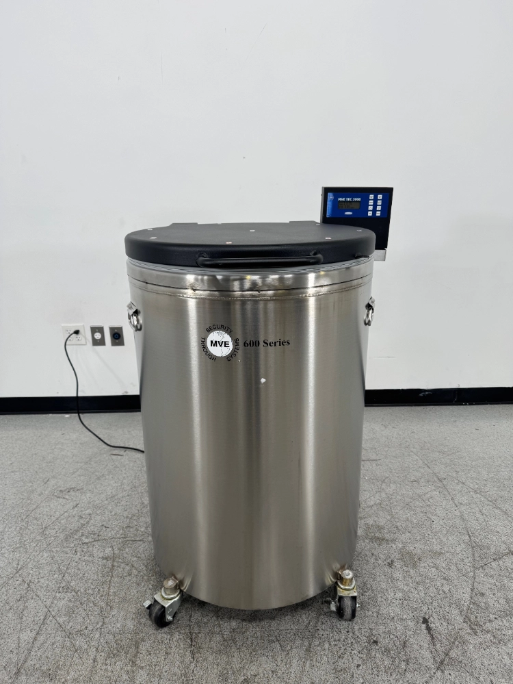 MVE 600 Series Cryogenic Storage System