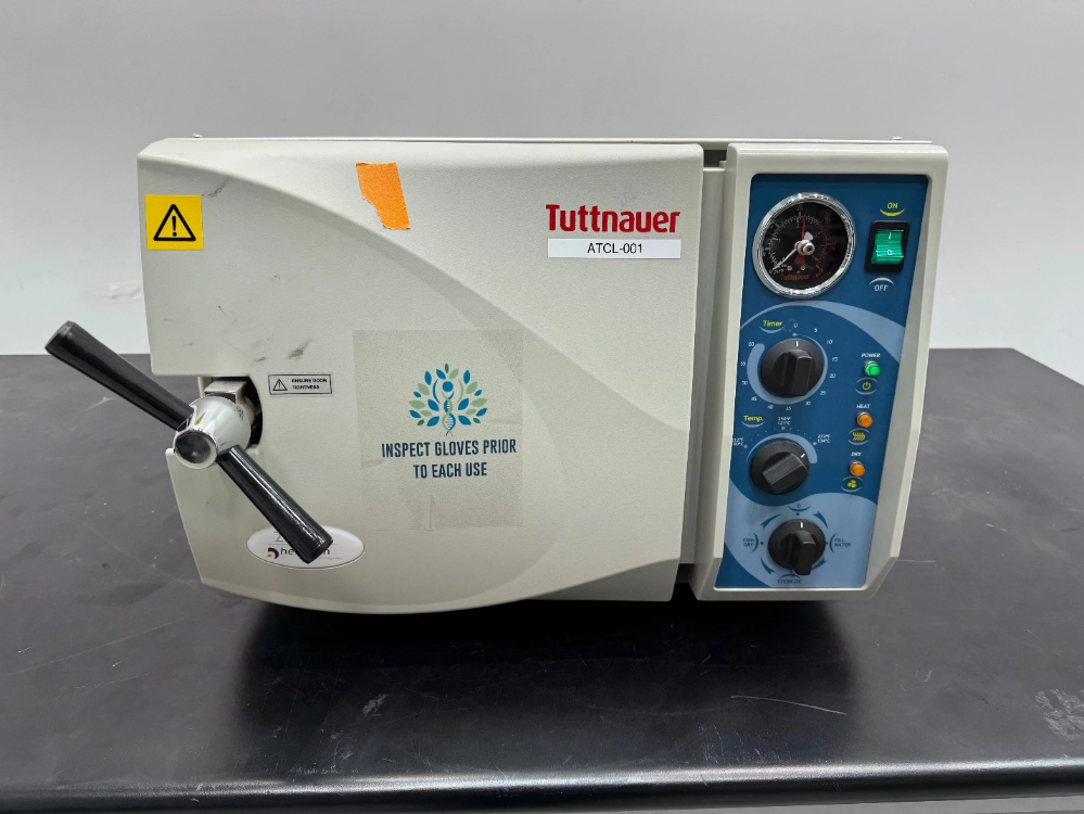 Tuttnauer 2340M Autoclave