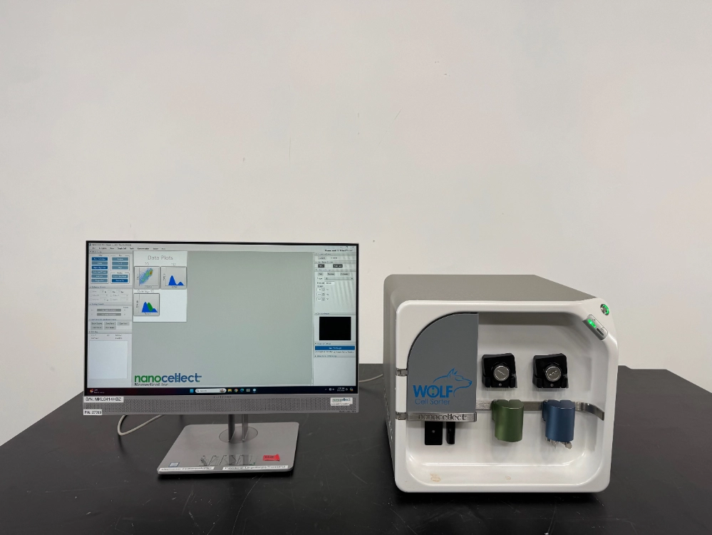 Nanocellect Wolf Cell Sorter