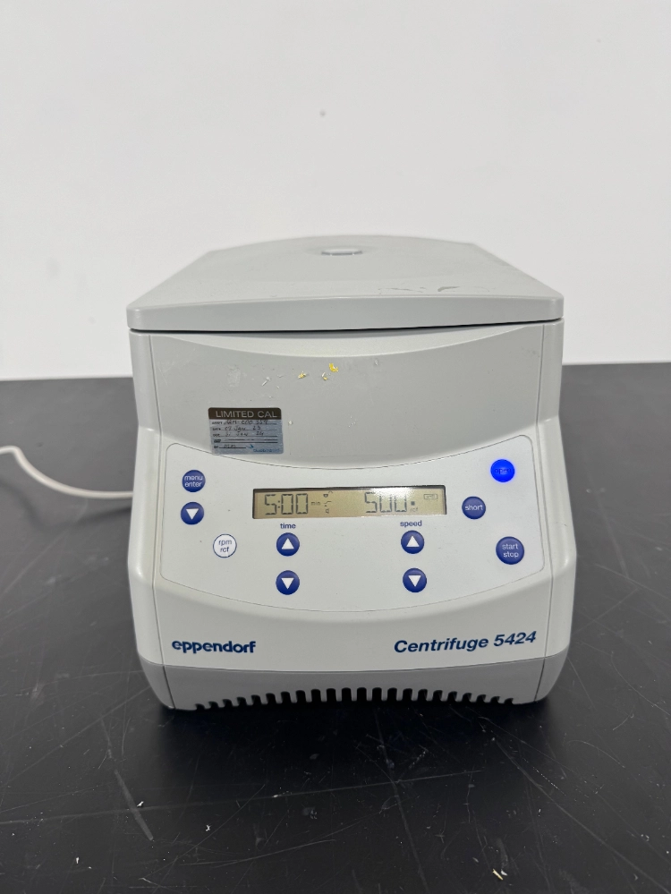 Eppendorf 5424 Centrifuge