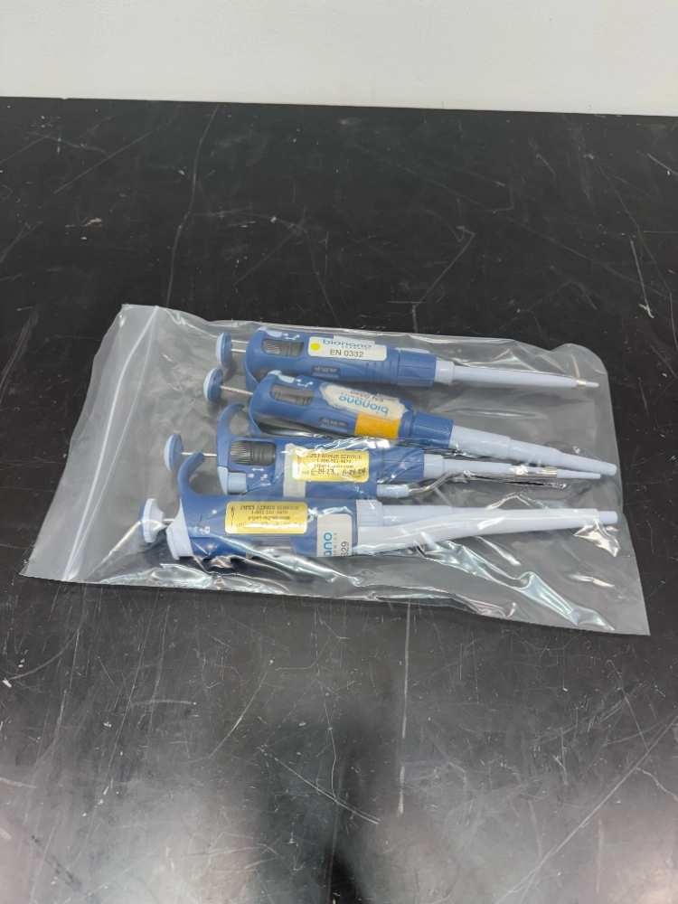 VWR Single Channel Pipettes Quantity - 4