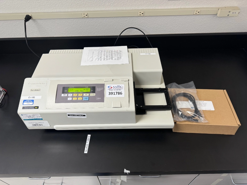 Molecular Devices SpectraMax M2e Multi-Mode Microplate Reader