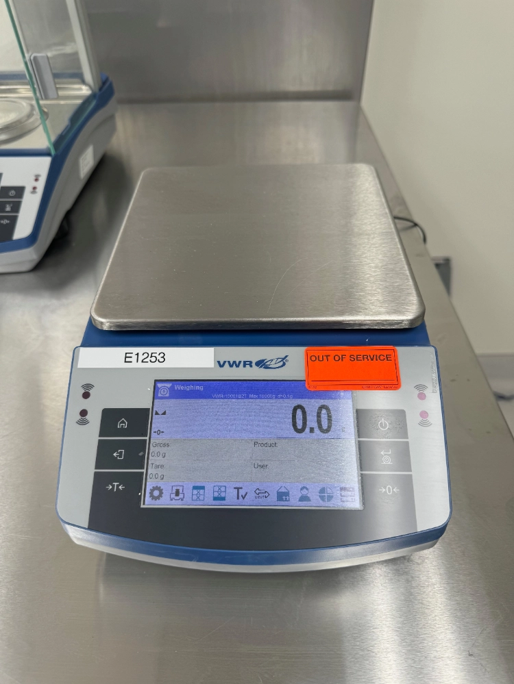 VWR Digital Scale