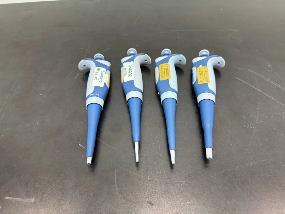 VWR Single Channel Pipettes Quantity - 4