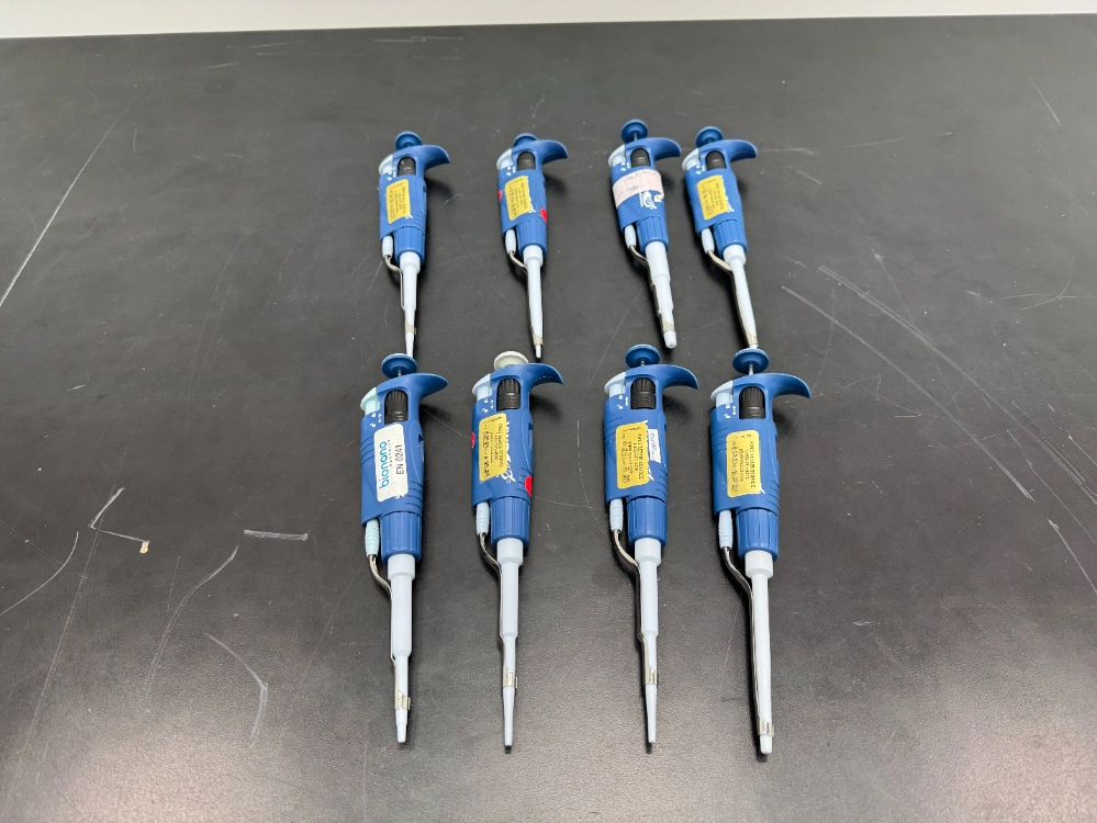 VWR Single Channel Pipettes Quantity - 8