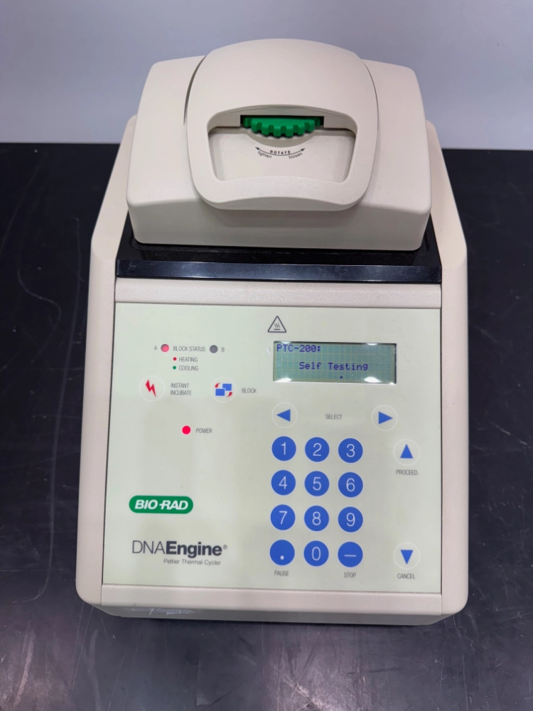 Bio-Rad DNA Engine Peltier Thermal Cycler