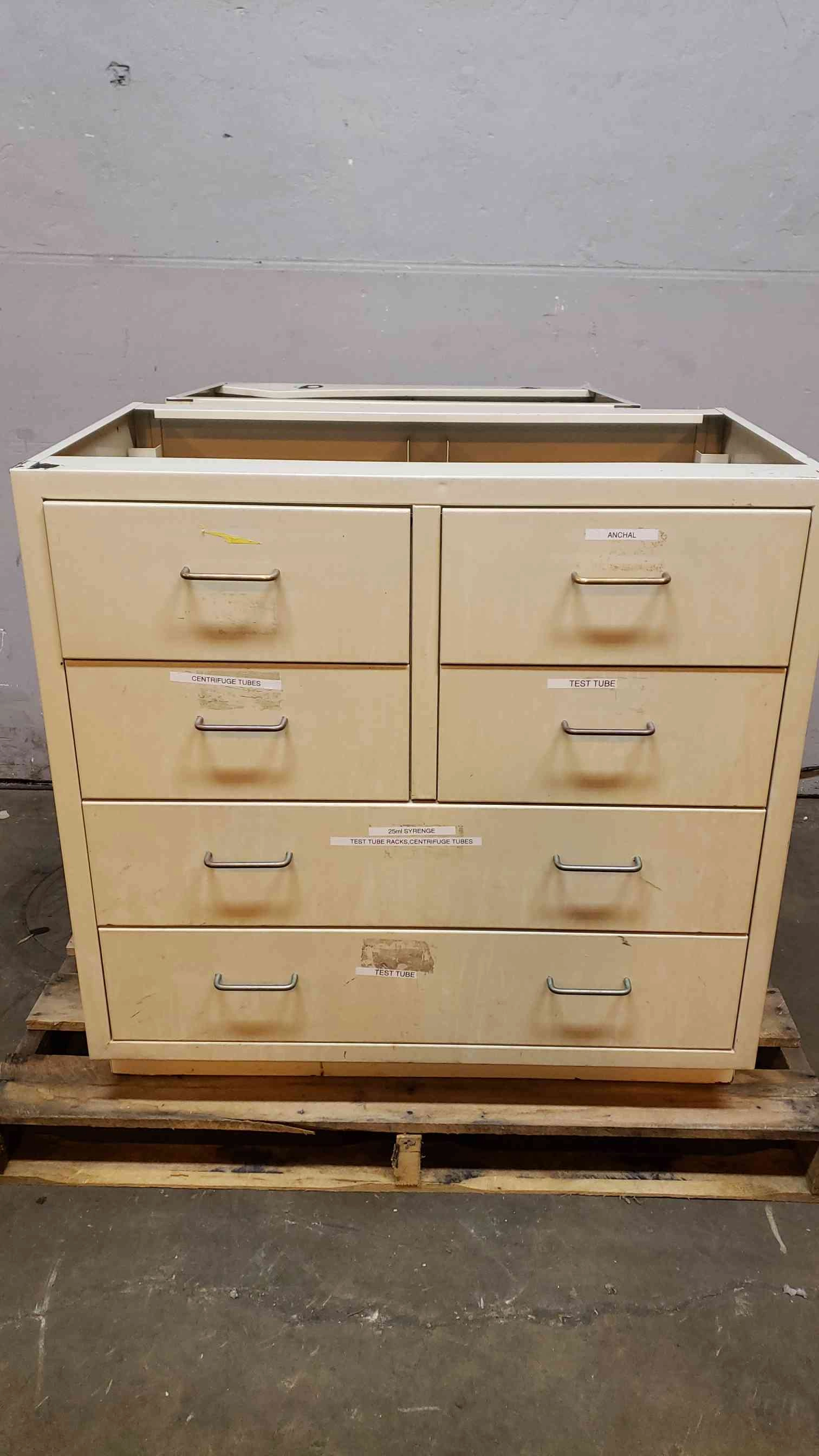 Jamestown 3' Drawer Casework (SKU: 106822)
