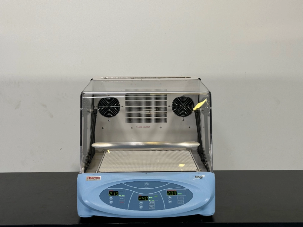 Thermo MaxQ4000 Incubator Shaker