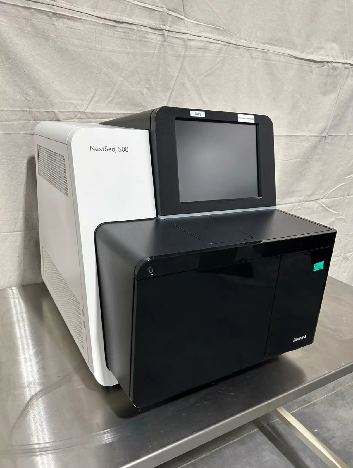 NextSeq 500 System from Illumina (for parts or repairs) (Model 2016)