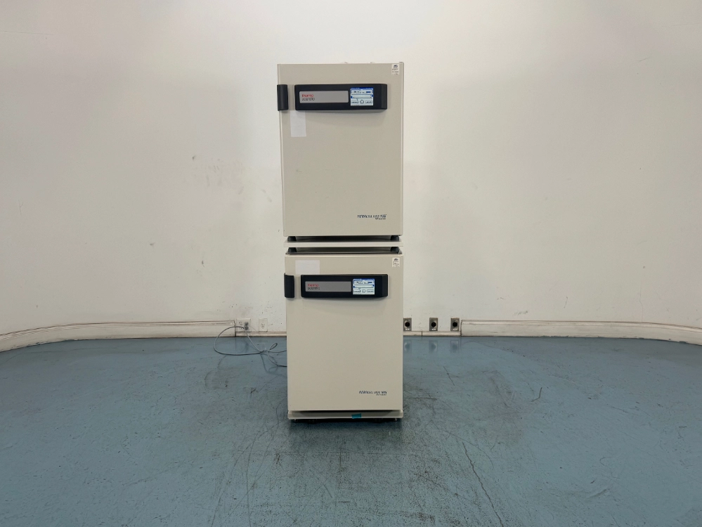 Thermo HERAcell Vios 160i Double Stack CO2 Incubator