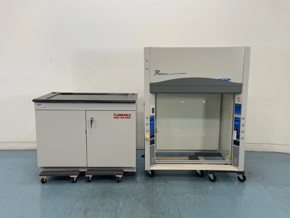 Labconco Premier 4' Fume Hood