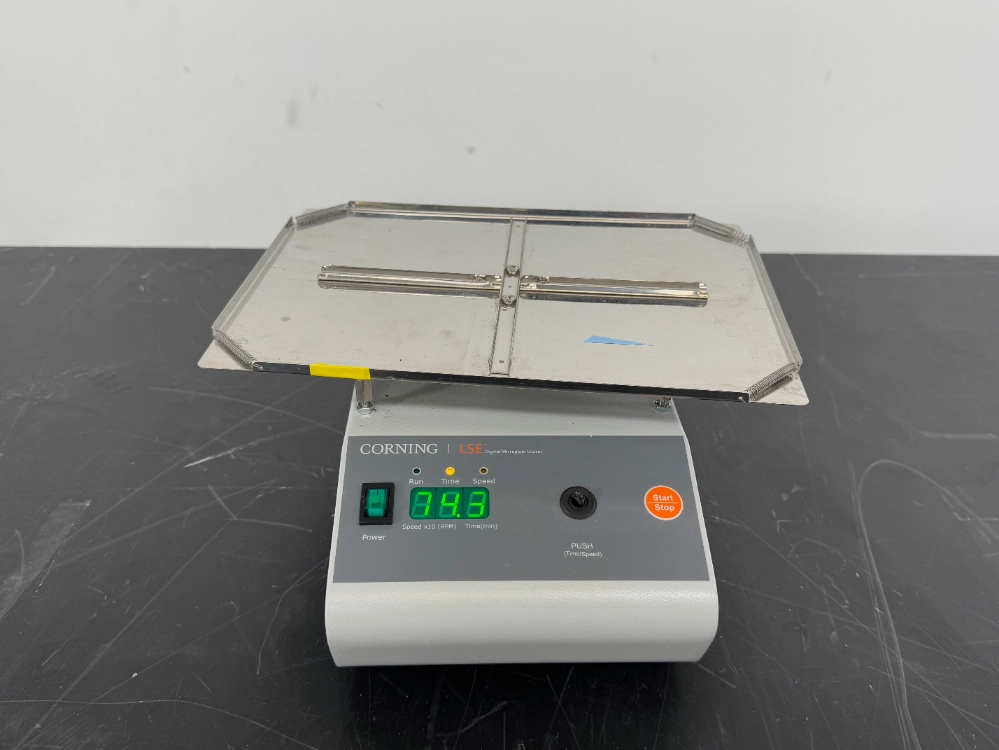 Corning LSE Digital Microplate Shaker