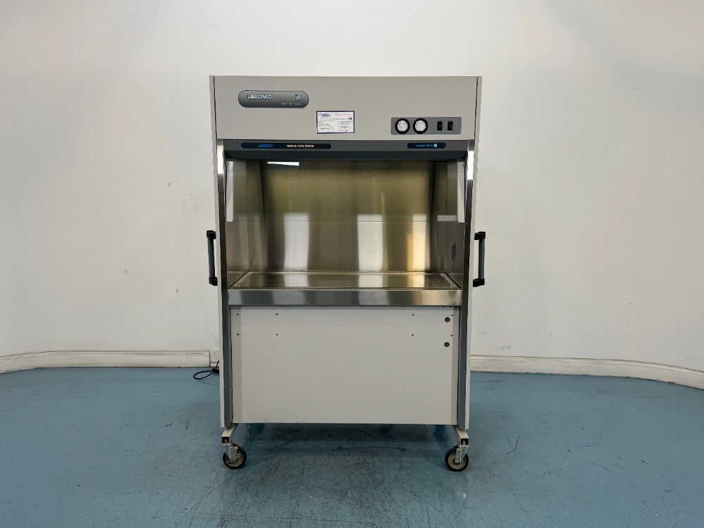 Labconco PuriCare Series Vertical Flow Station