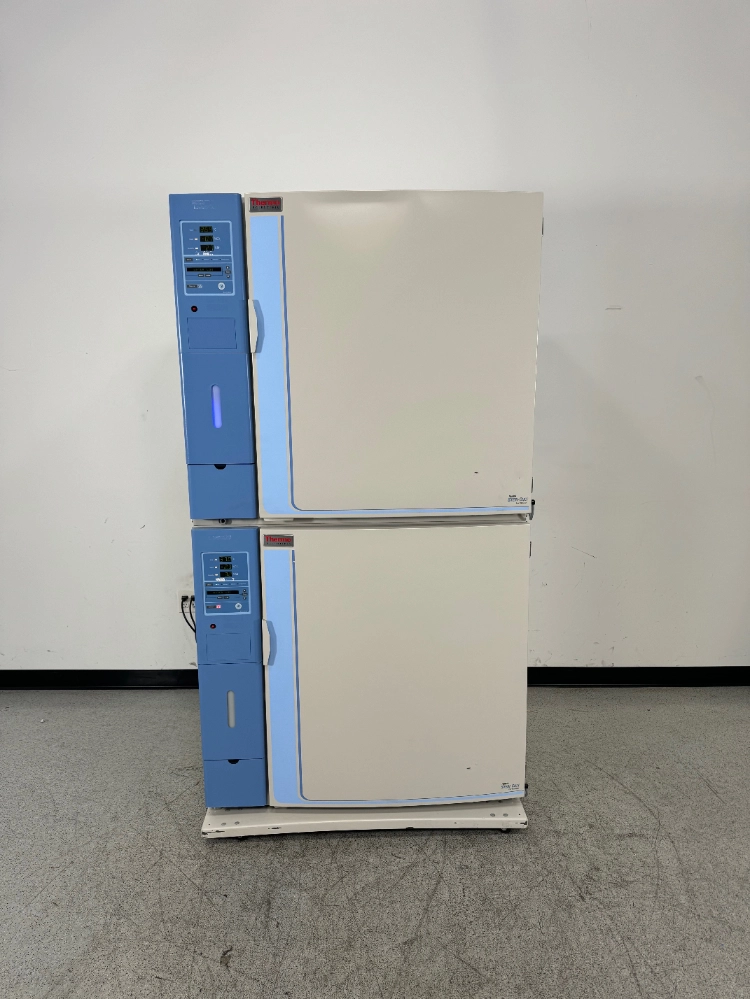 Thermo Forma Steri-Cult Double Stack CO2 Incubator
