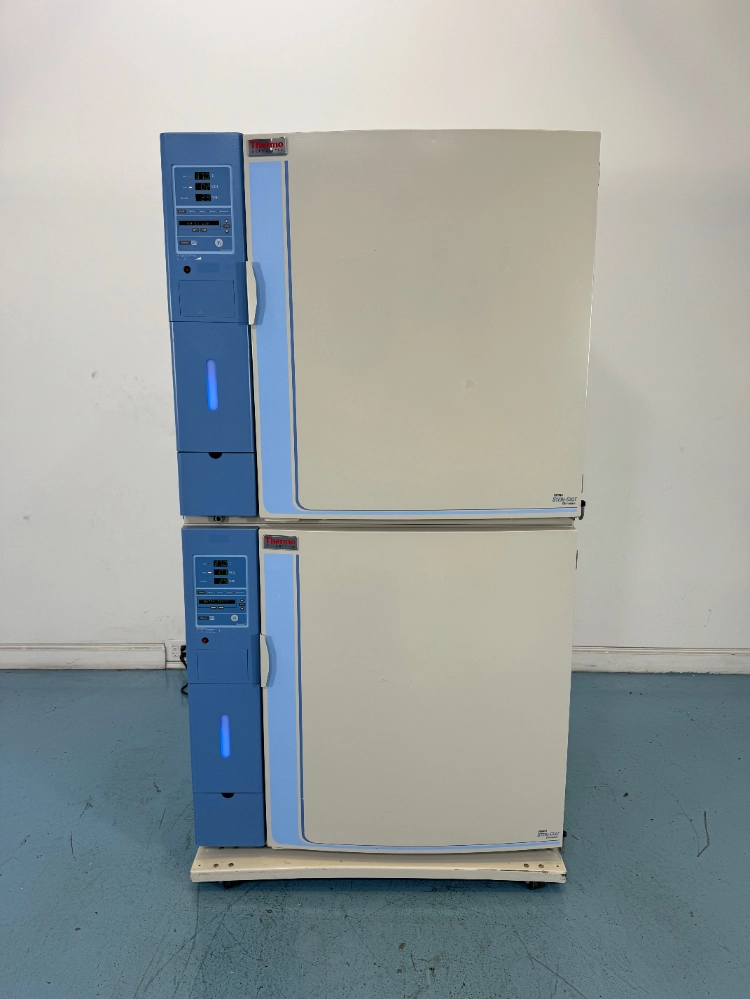 Thermo Forma Steri-Cult Double Stack CO2 Incubator