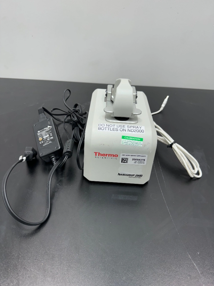 Thermo NanoDrop 2000 UV-Vis Spectrophotometer