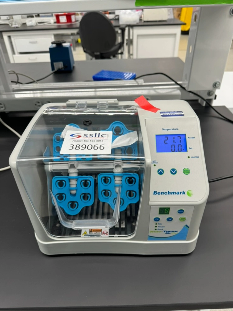 Benchmark Roto-Therm Plus Incubated Rotator