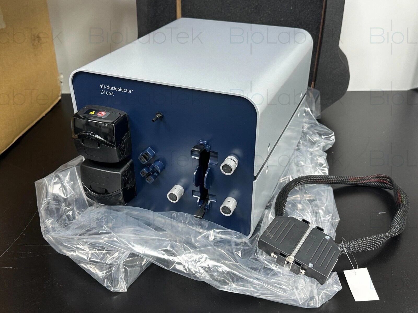 Lonza 4D Nucleofector transfection LV unit AAF-100