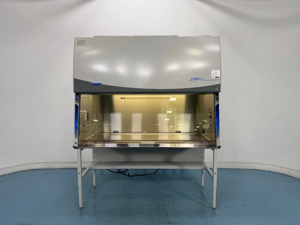 Labconco Logic + Purifier 6' Biosafety Cabinet