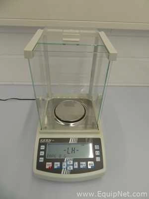 Lot 263 Listing# 783121 Kern and Sohn AEJ 100-4CM Analytical Balance With Power Supply