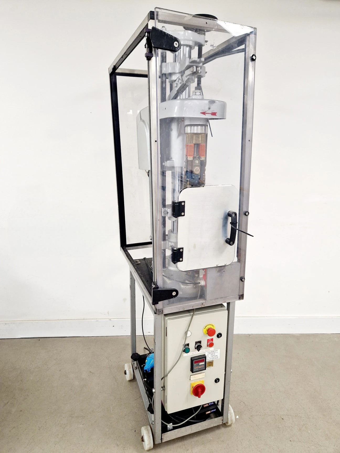 Andre Zalkin TM3 Capping Machine
