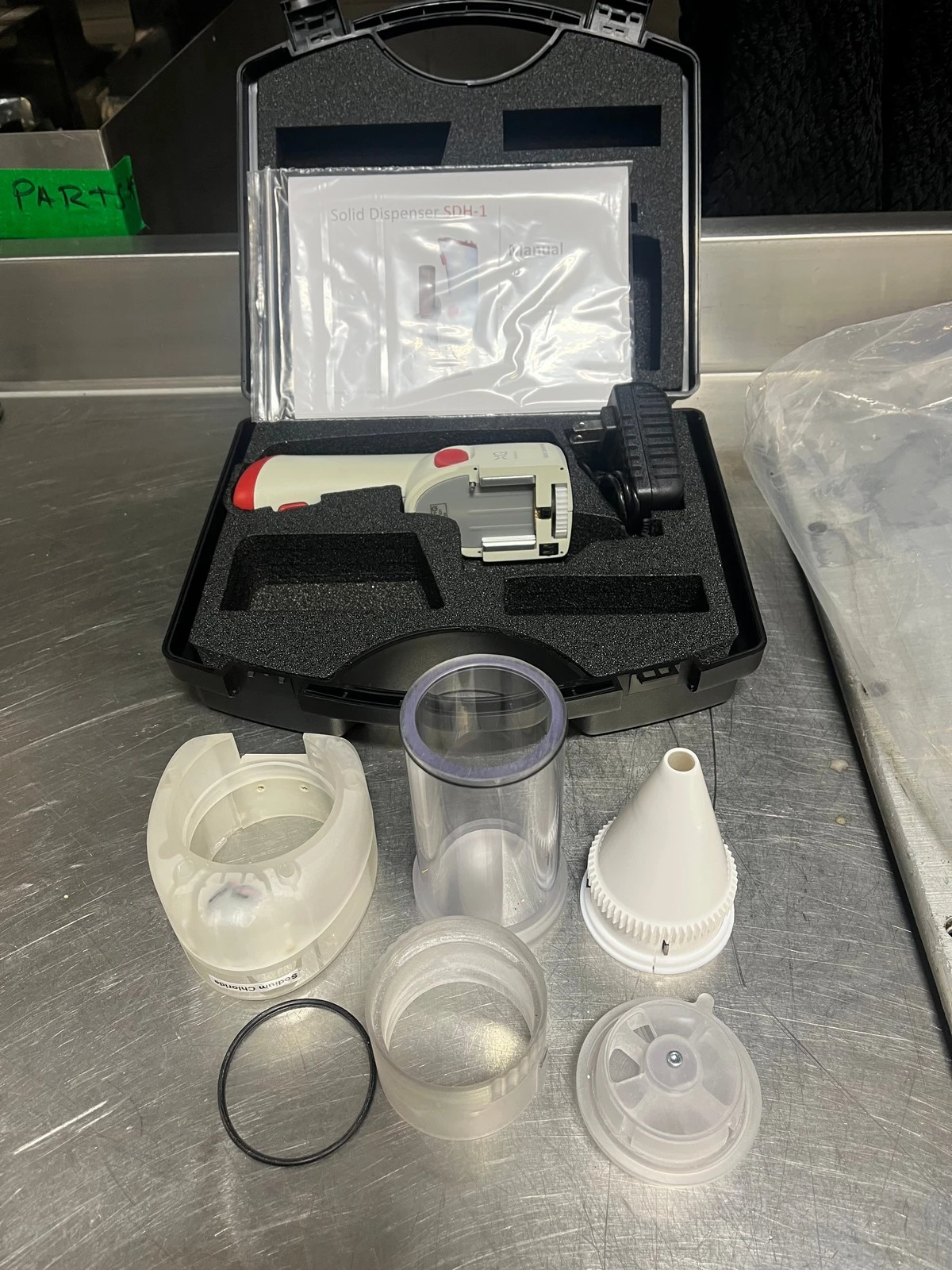 XQ Instruments SDH-1 Handheld Powder Dispenser | LabX.com