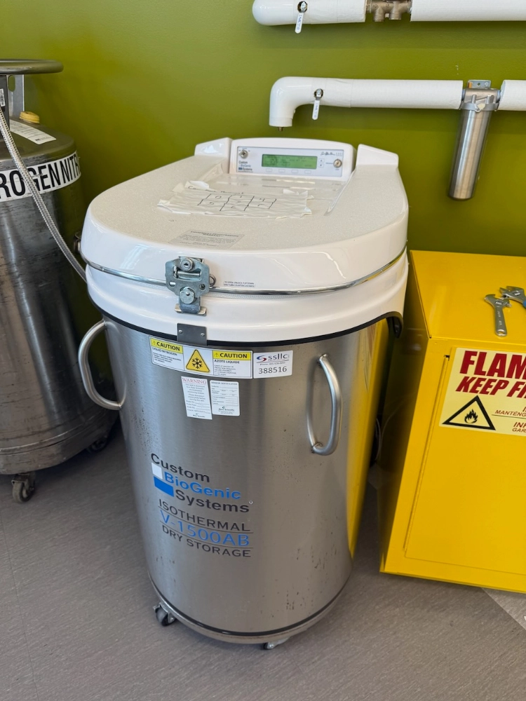 C.B.S. Isothermal V-1500AB Cryogenic Storage System