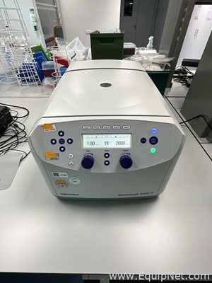 Lot 208 Listing# 866753 Eppendorf 5430R Centrifuge