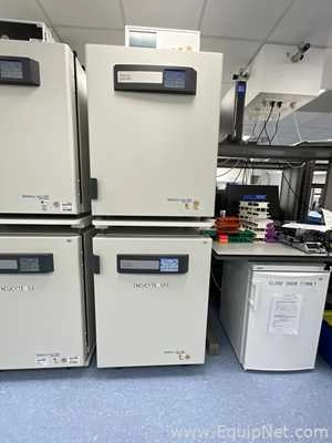 Lot 126 Listing# 866671 Lot of 2 Thermo Scientific Heracell Vios 250i CO2 Incubator and Sartorius IncuCyte SX5