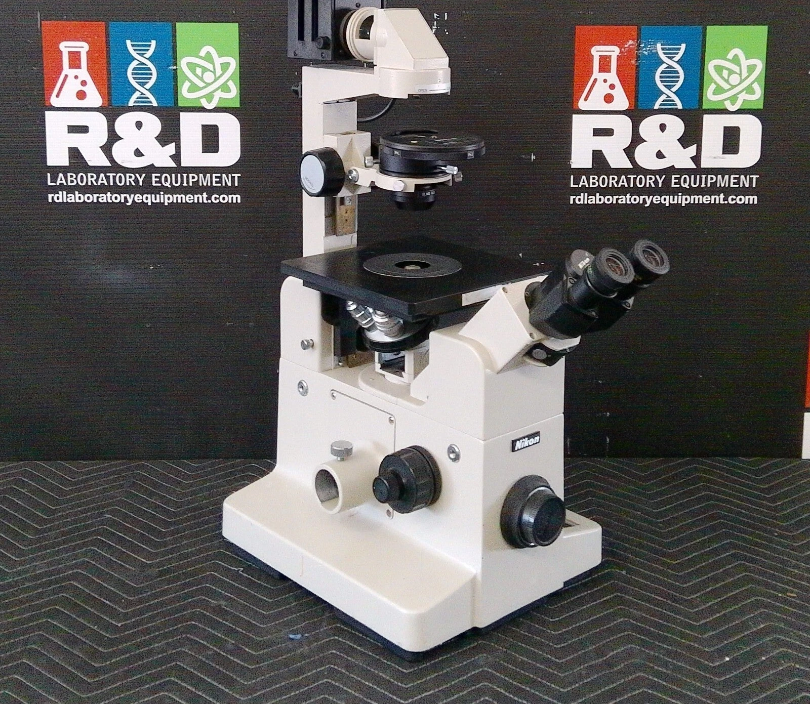 Nikon Diaphot Inverted Phase Contrast Microscope w/ELWD 0.3 &amp; Objectives TESTED