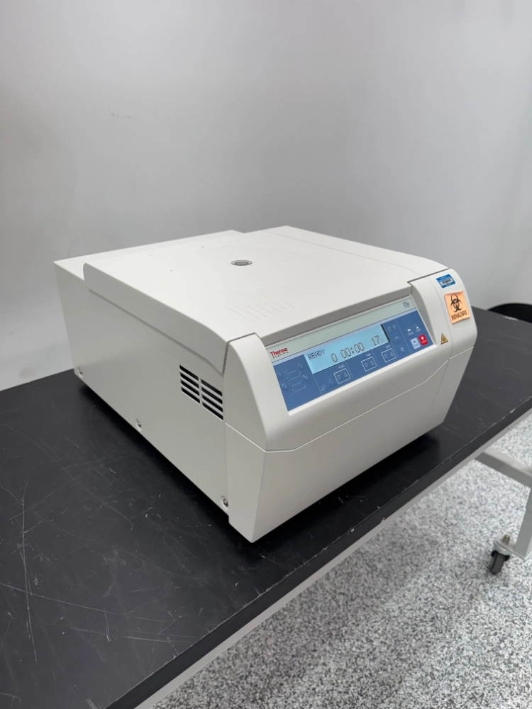 Thermo Fisher Sorvall ST 8R Refrigerated Benchtop Centrifuge with Rotors