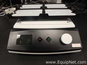 Thermo Scientific Microplate Shaker