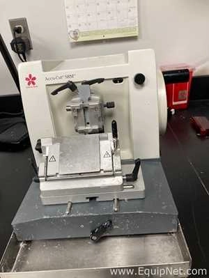 Lot 93 Listing# 1029616 Sakura Accu-Cut SRM 200 CW Rotary Microtome