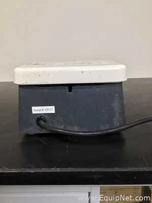 Used Stirrers and Hot Plates