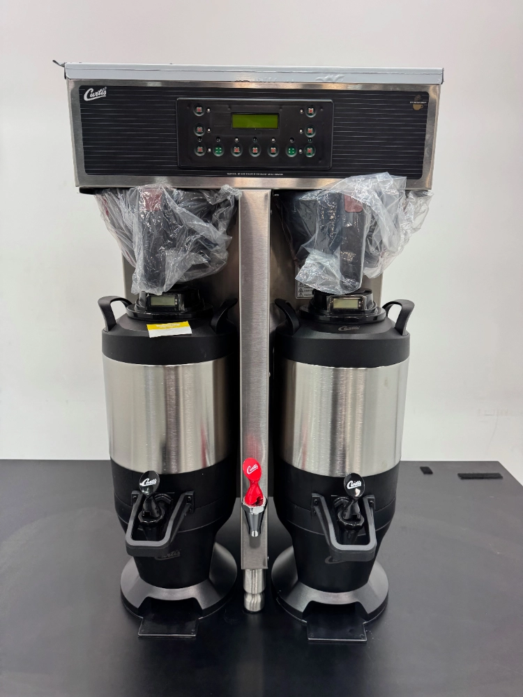 Curtis TP2T10A3100 Twin 1.5 Gallon Coffee Brewer with TFT15G Servers