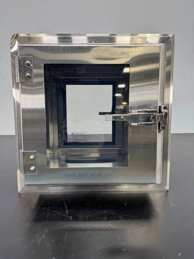 Terra Universal Stainless Steel Pass-Through Chamber