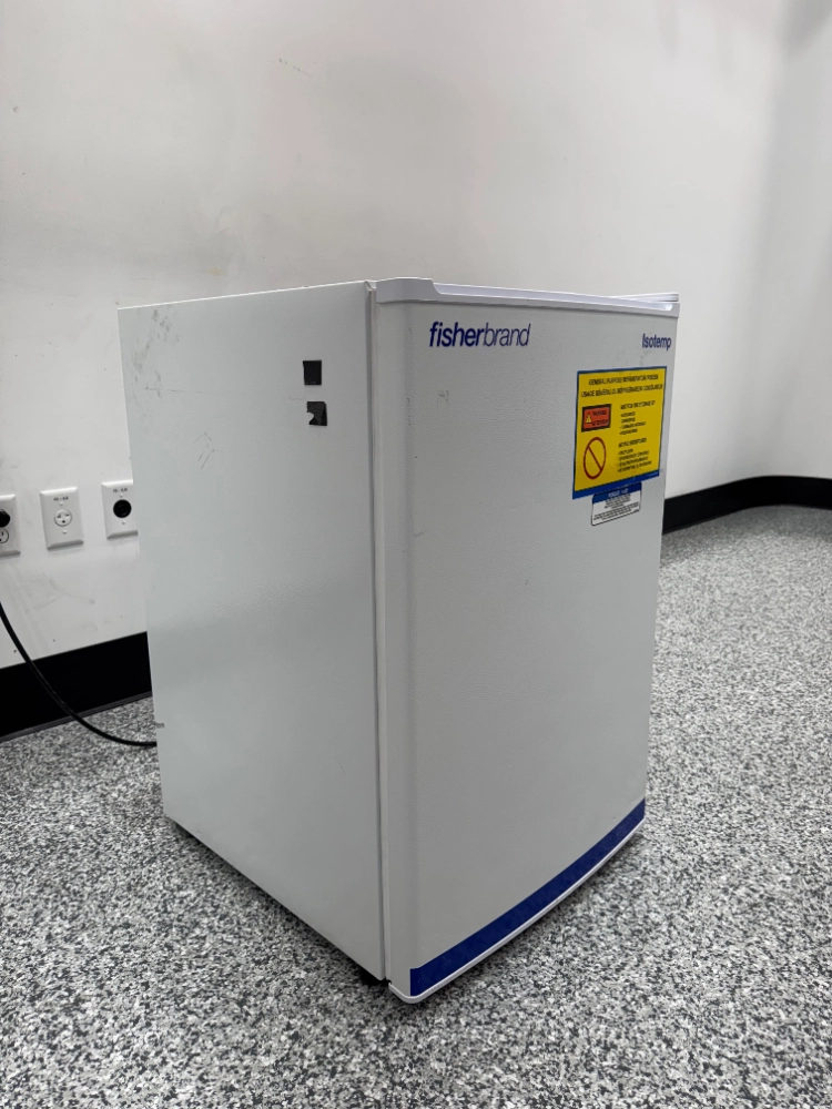 Fisherbrand GT05LFEEFSA Isotemp Undercounter Refrigerator/Freezer
