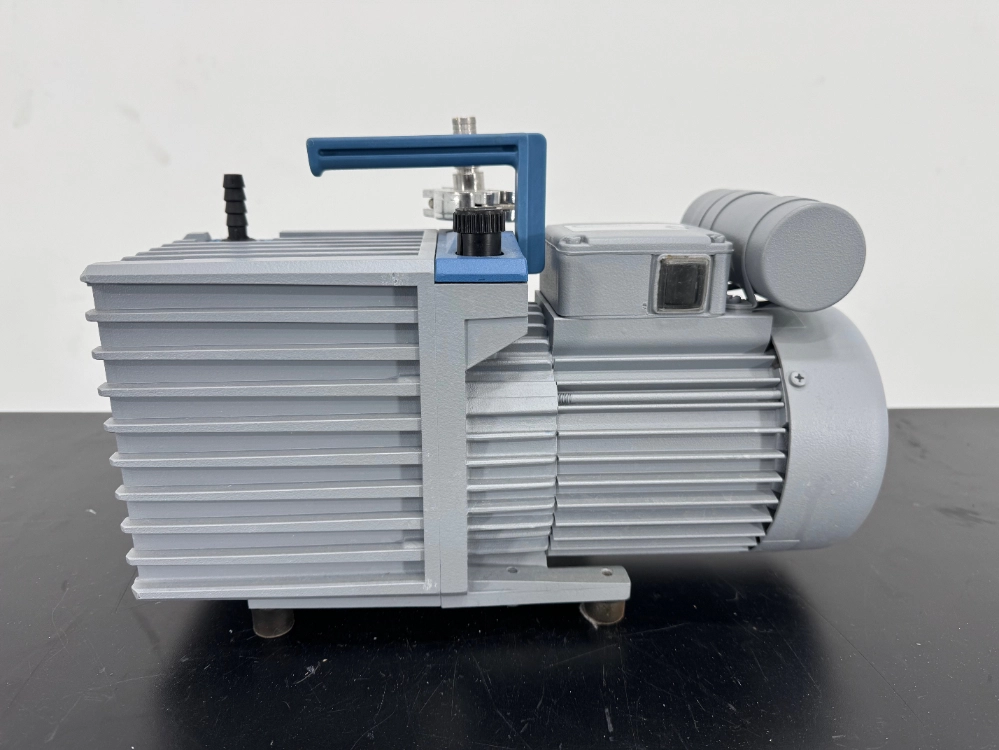 Vacuubrand RZ6 Vacuum Pump