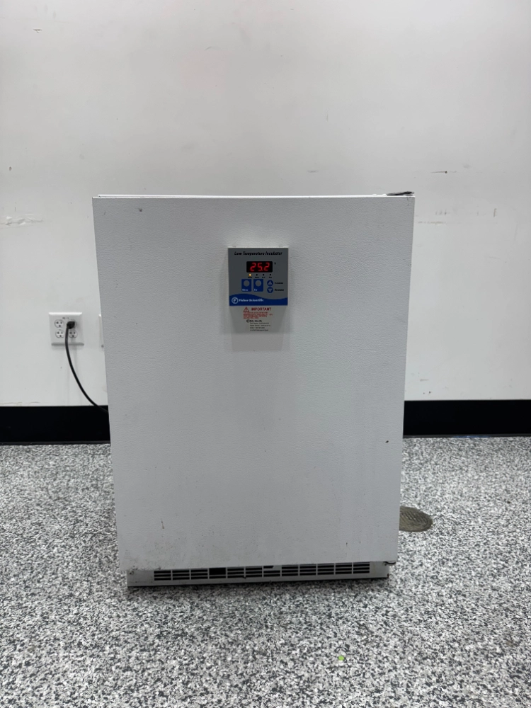 Fisher Scientific Low Temperature Incubator