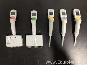 Lot 384 Listing# 1058807 Lot of 5 Xplorer plus Digital Pipettes with 3 Charging Stands
