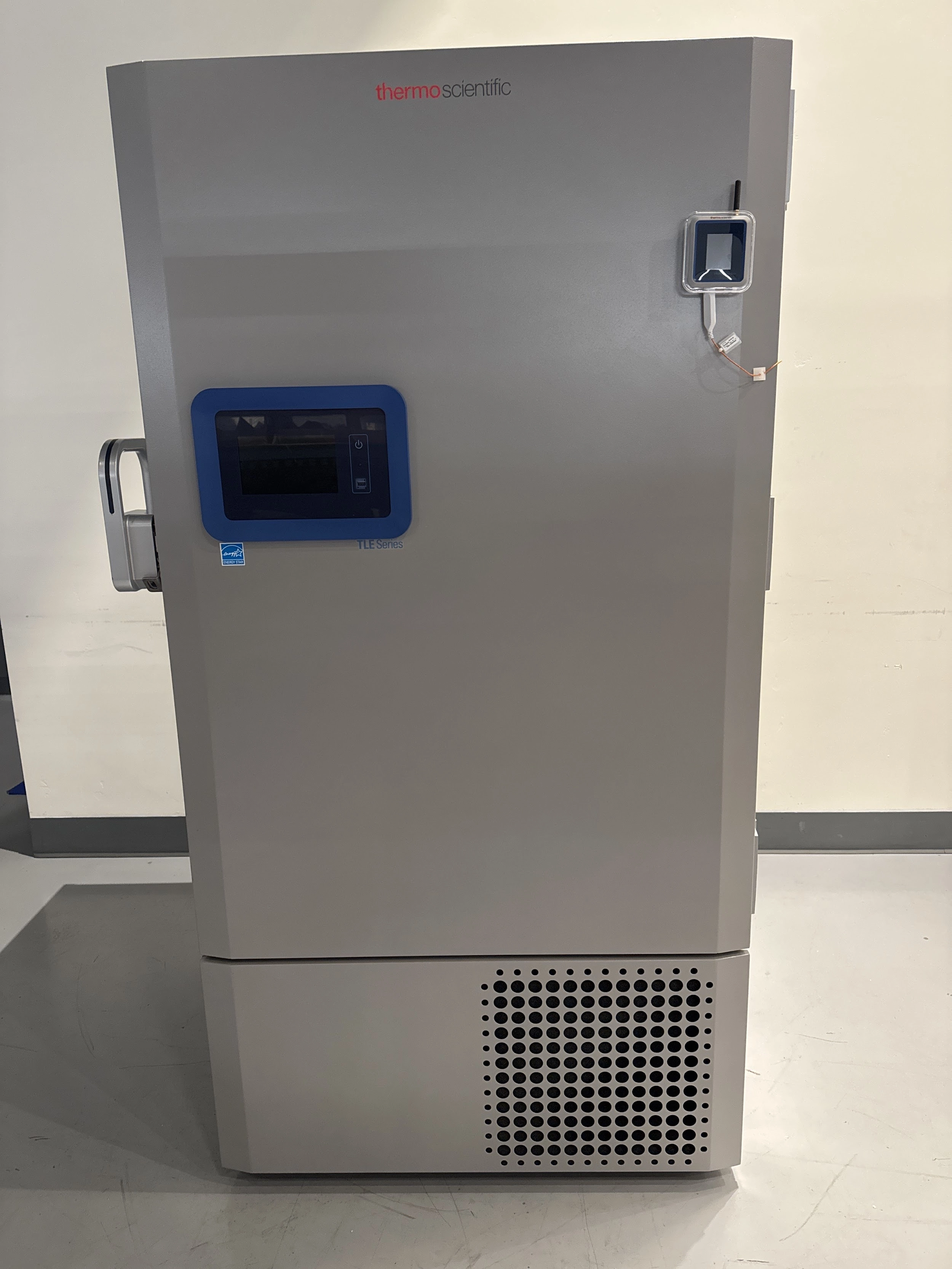 Thermo Fisher Scientific TLE60086A Ultra-Low Temperature -86C Freezer 28.8-cu ft