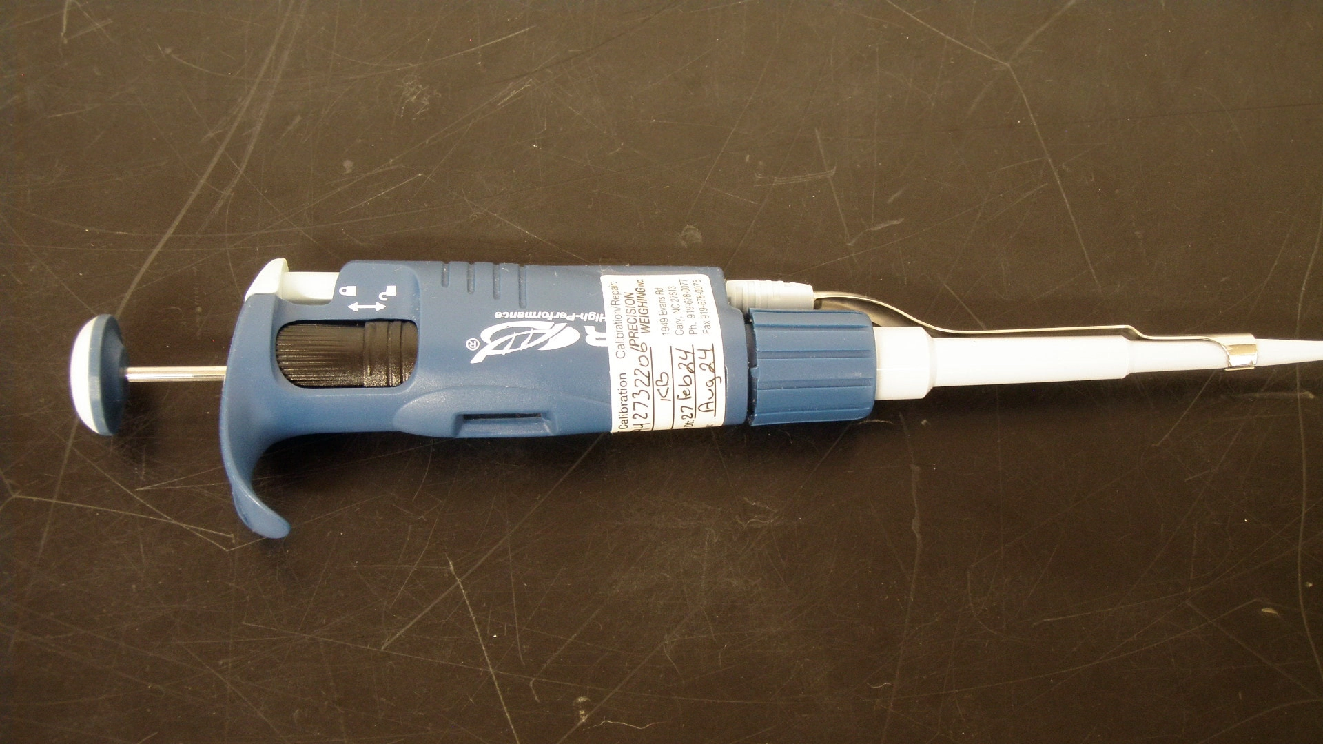 VWR  Pipette, 2 uL - 20 uL