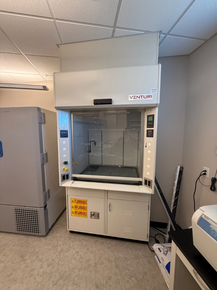 Kewaunee Scientific Venturi 4' Fume Hood