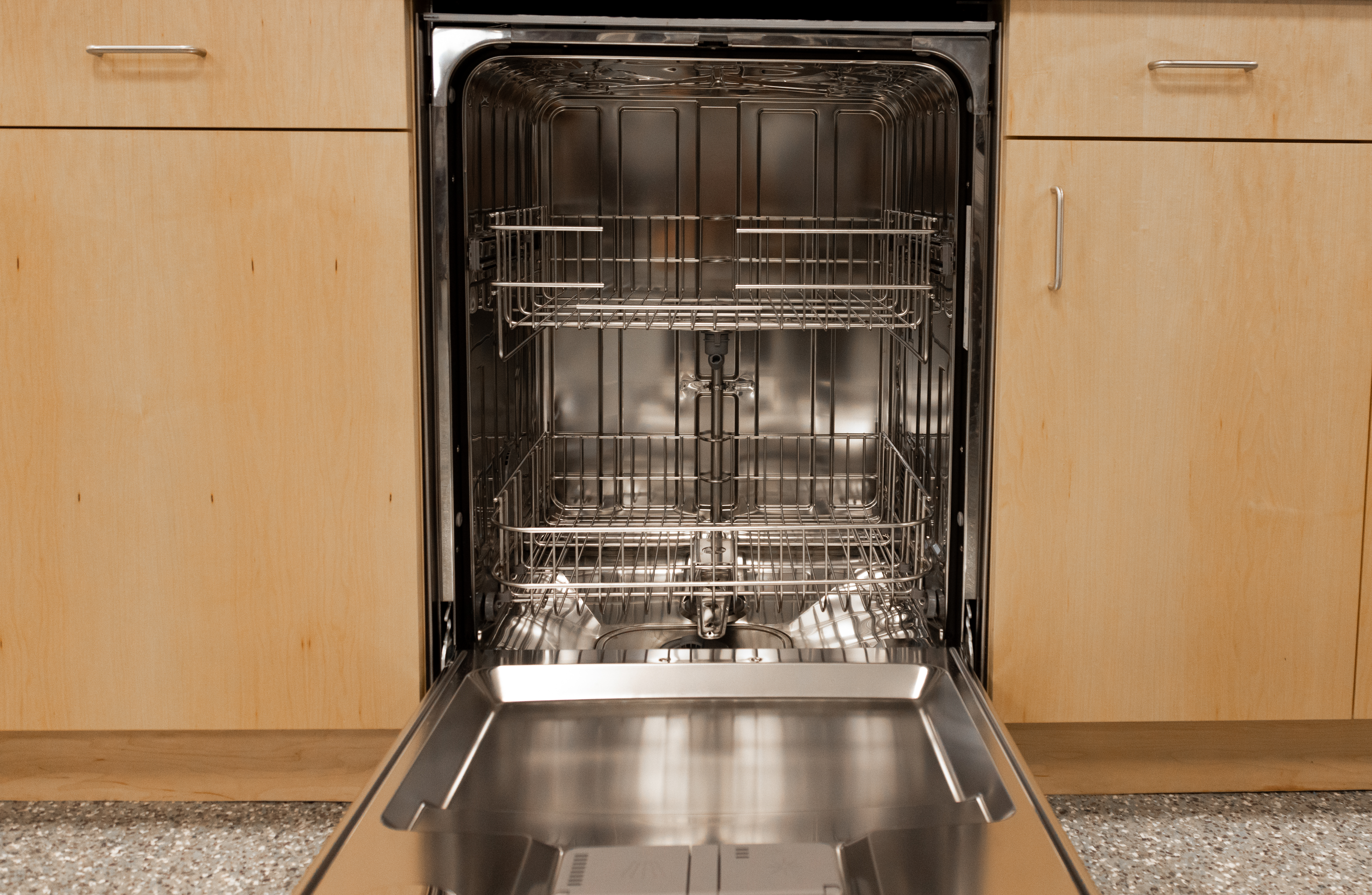 Lab Dishwasher - HotPack